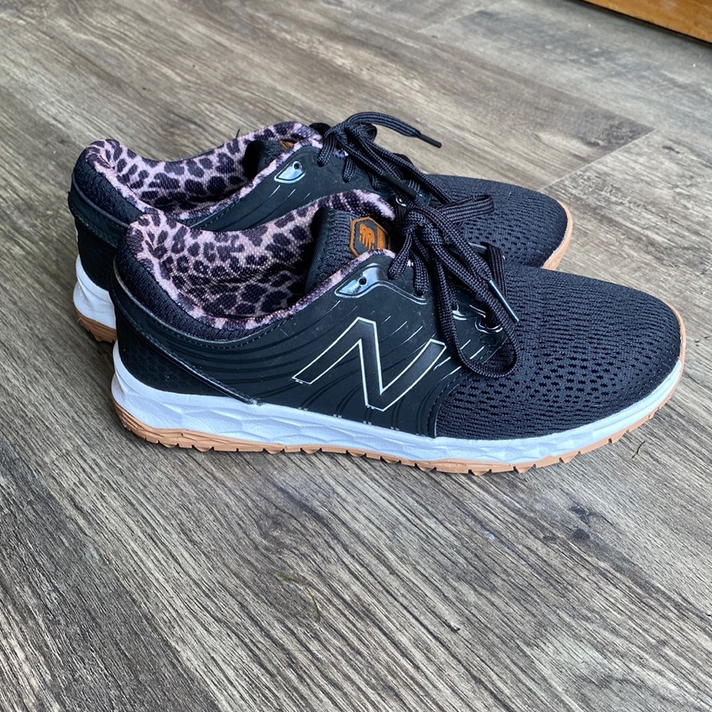 New Balance soft spike golf shoes